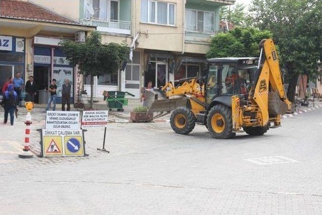 Balya&rsquo;da Meydan D&uuml;zenlemesi 1