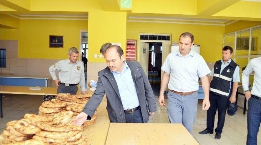 Alaca Belediyesi&rsquo;nden 5 Bin Kişiye Sıcak Yemek