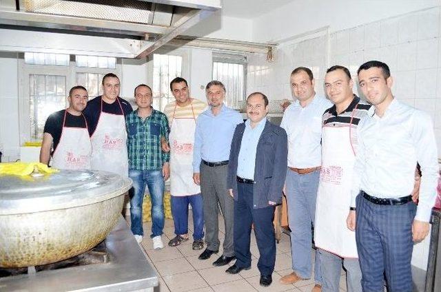 Alaca Belediyesi&rsquo;nden 5 Bin Kişiye Sıcak Yemek 2