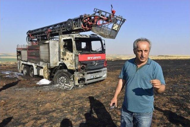 Yangına M&uuml;dahale Eden İtfaiye Aracı Yandı 3