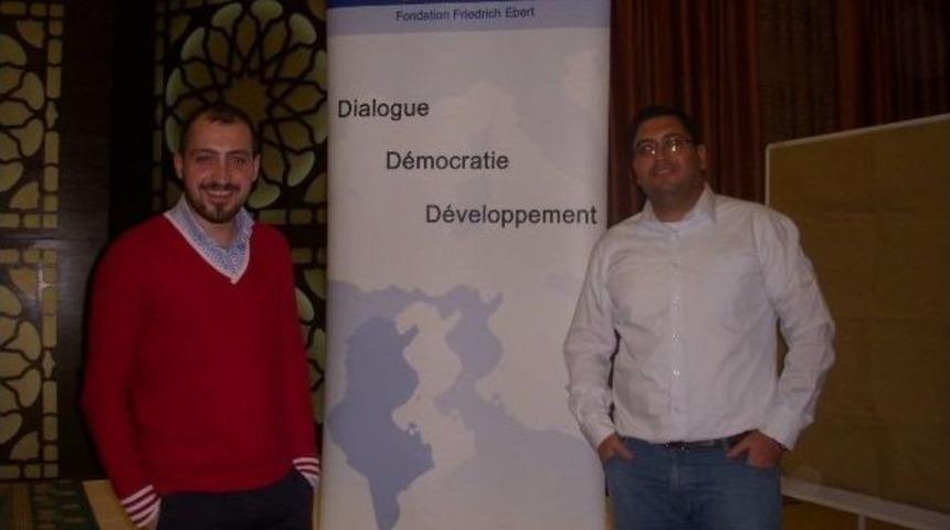 Gen&ccedil; Akademisyenlerden Siyaset Dersi