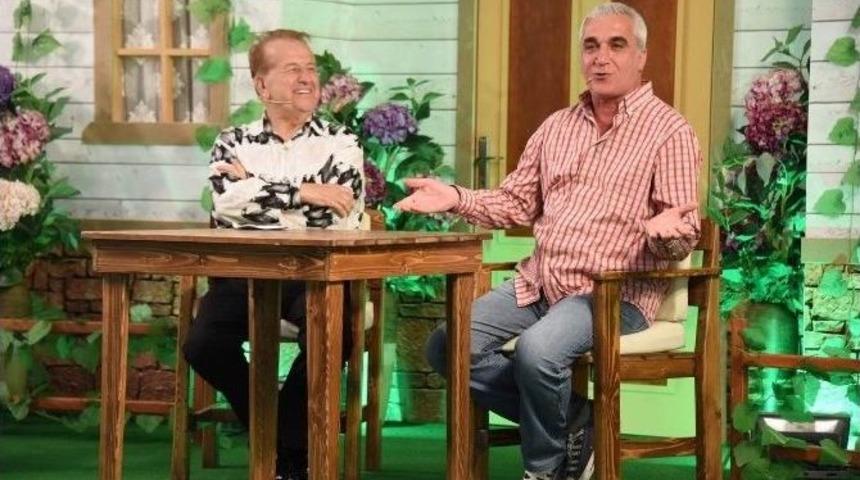 Oyuncu Ali Erdoğan: "sanatsız Toplumlar T&uuml;kenir"