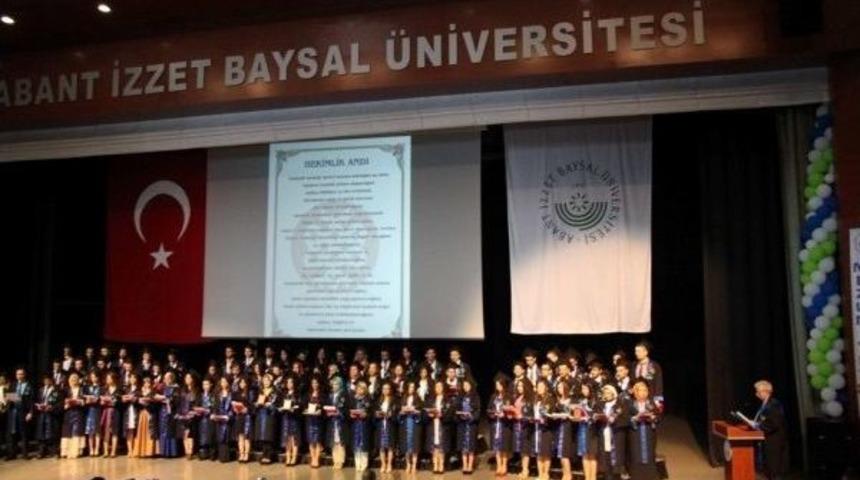 Bolu&rsquo;da Gen&ccedil; Doktorlar Hekimlik Yemini Etti