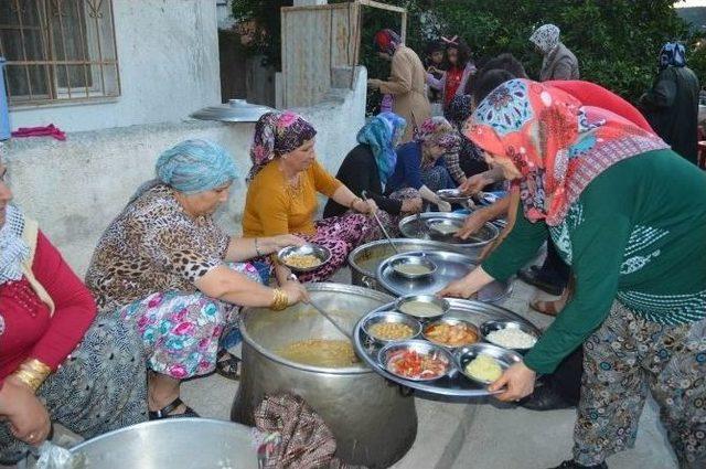 Mahalle İftarı İlgi G&ouml;rd&uuml; 1