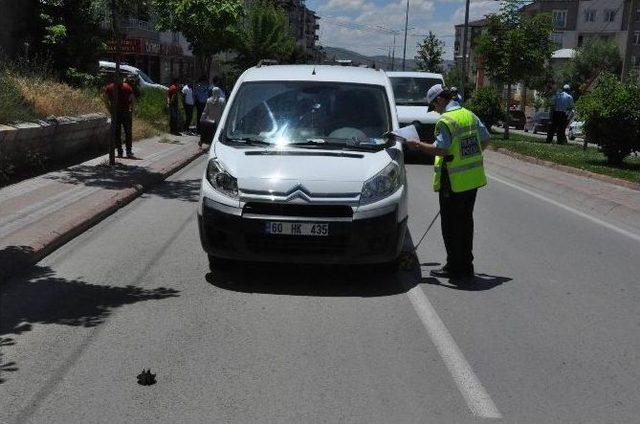Karşıdan Karşıya Ge&ccedil;mek İsterken Canından Oldu 1
