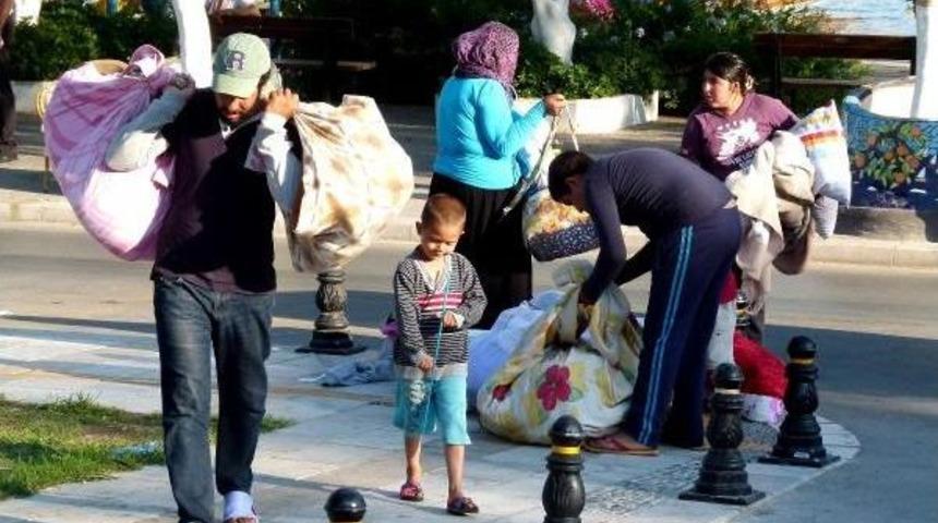 Bodrumlu Esnafın Şikayeti &Uuml;zerine Suriyeliler Okul Bah&ccedil;esine Toplandı
