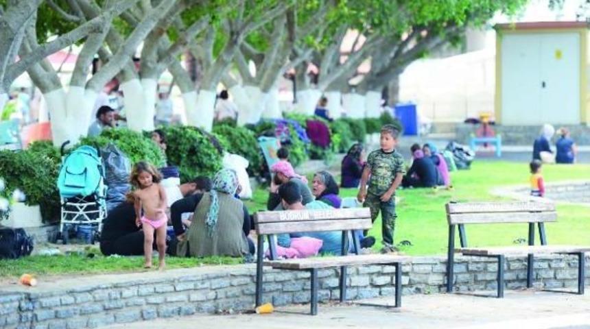 Syrians Live Outdoors In Turkey&rsquo;S Resort Town Of Bodrum