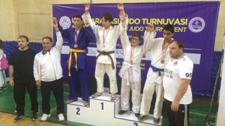 B&uuml;y&uuml;kşehirli Minik Judocular Altına Boğuldu