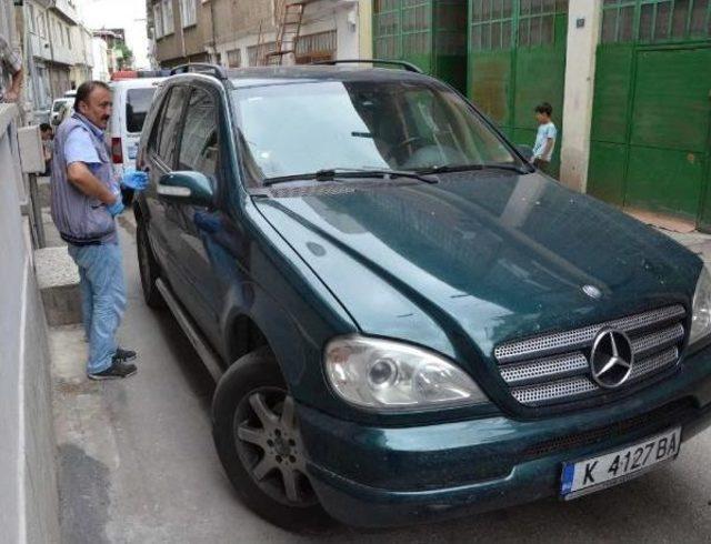 Kapıları A&ccedil;ık Unutulan Otomobilden 18 Bin Dolar &Ccedil;alındı 2