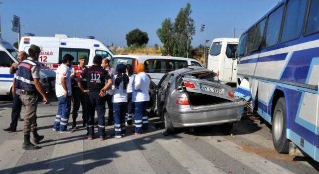 Antalya'da Zincirleme Kaza: 1 Ölü, 2 Yaralı