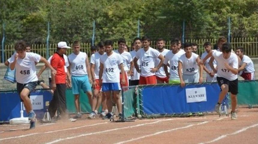 S&uuml; Spor Bilimleri, &Ouml;zel Yetenek Sınavlarıyla 290 Sporcu Alacak