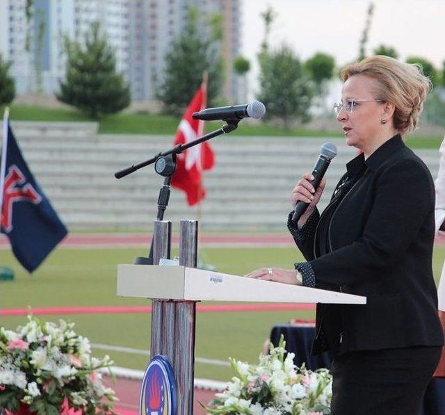 Ted Ankara Koleji&rsquo;nde Mezuniyet Sevinci 2