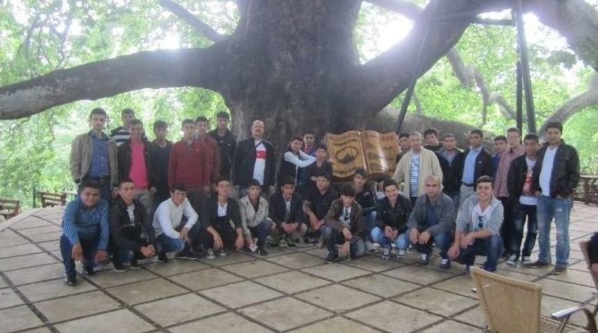 Felahiye&rsquo;nin Başarılı &Ouml;ğrencilerine Bursa &Ccedil;anakkale Gezisi