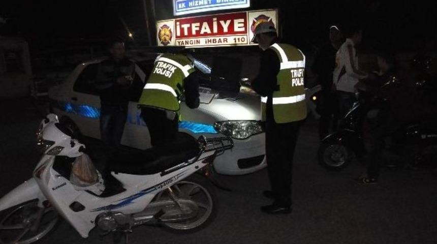 Boz&uuml;y&uuml;k&rsquo;te Motosiklet Denetimleri