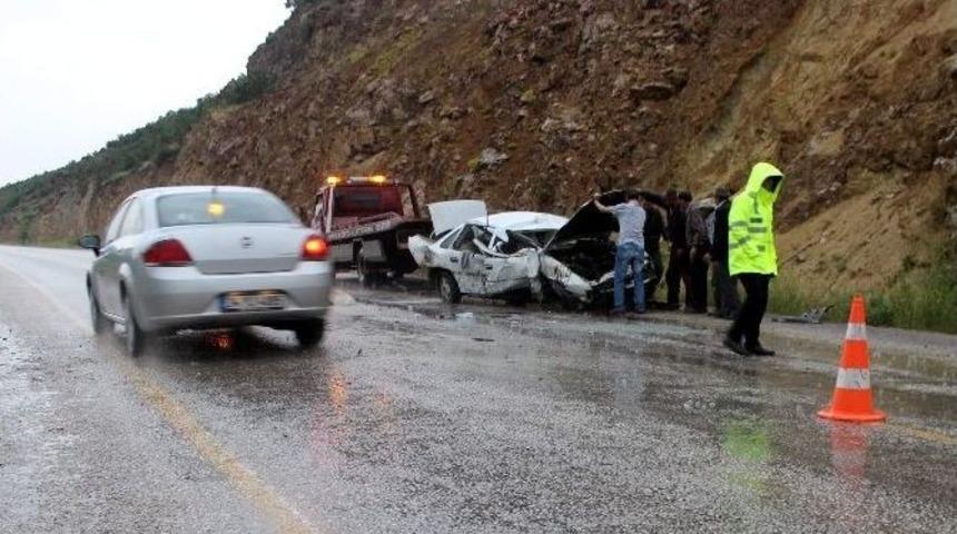 Otomobil Takla Attı: 2 Yaralı