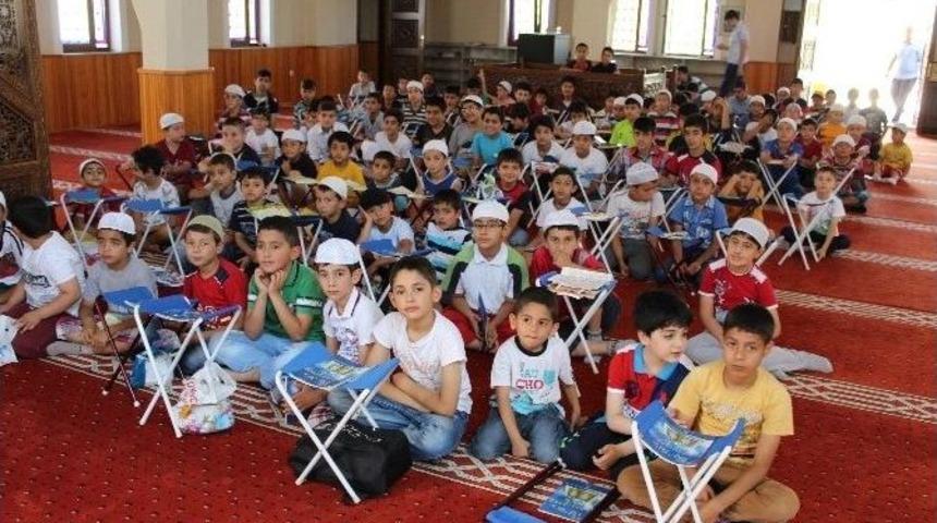 Yaz Kur&rsquo;an Kursları Başladı