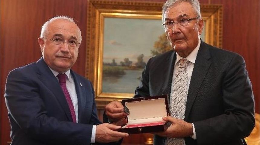 Baykal, Tbmm Başkanlığı&rsquo;nı Cemil &Ccedil;i&ccedil;ek&rsquo;ten Devraldı