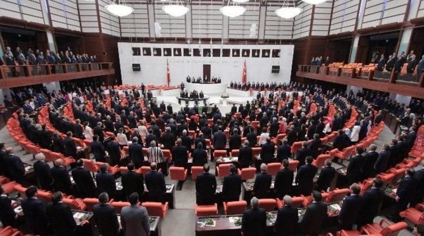 Tbmm&rsquo;de Yemin T&ouml;reni Başladı