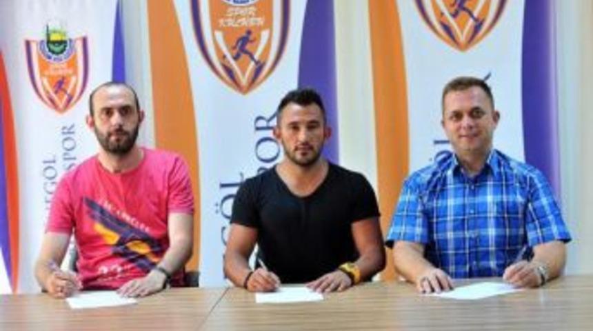 İneg&ouml;l Belediyespor Yardımcı Antren&ouml;r Savaş Akkaya Ile S&ouml;zleşme Yeniledi