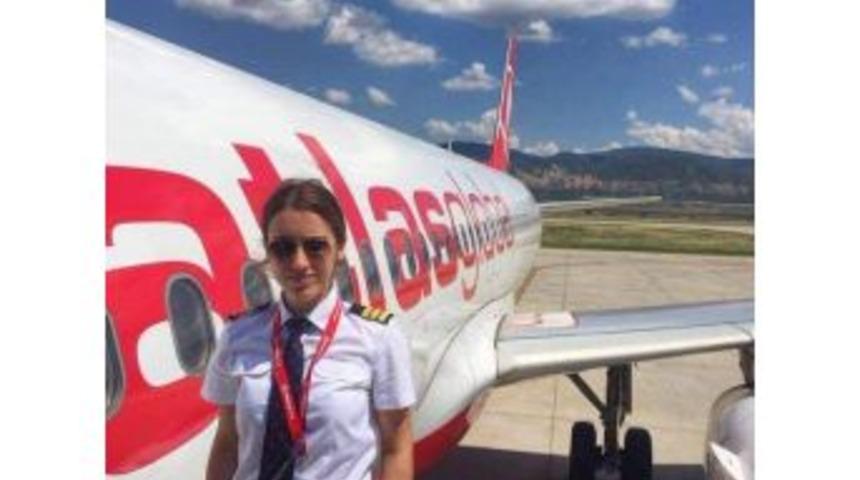 Sabri'nin Pilot Eşi, Ilk U&ccedil;uşunu Atlasglobal'in Yolcusuz U&ccedil;ağı Ile Yaptı