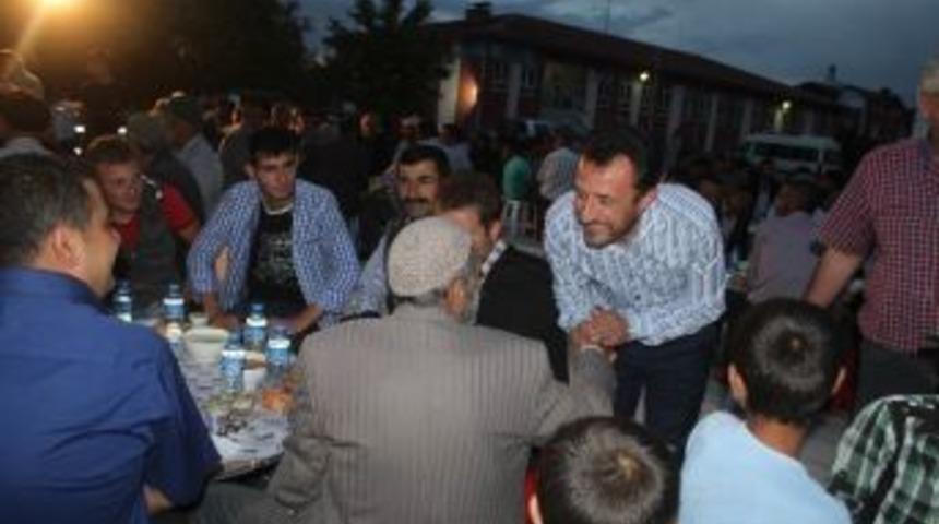 Başkan Oğuz İftarda Vatandaşlarla Buluştu