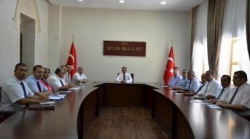 Vali Tapsız, Valilik M&uuml;d&uuml;rleri İle Bir Araya Geldi