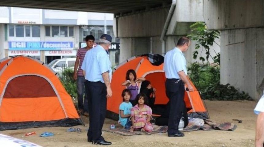 Rize&rsquo;de Suriyeli Dilenciler Toplanıp, Barınma Merkezine G&ouml;nderildi