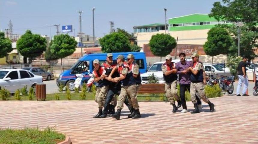 Nizip'te Otoyol Cinayetine 5 G&ouml;zaltı