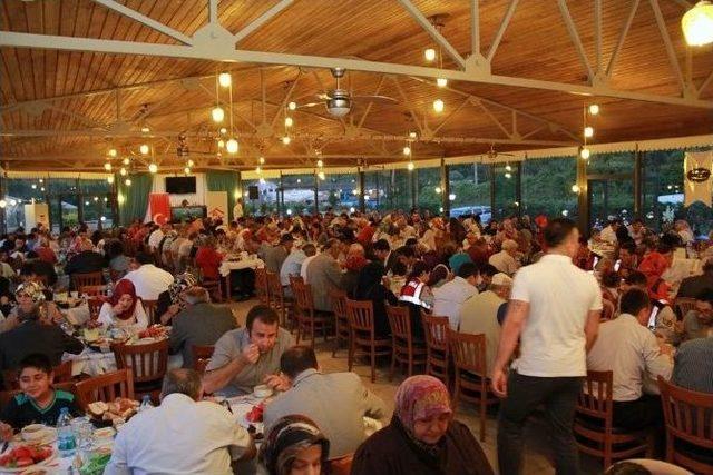 Şehit Aileleri Ve Gazileri Valilik İftarında Buluştu 1