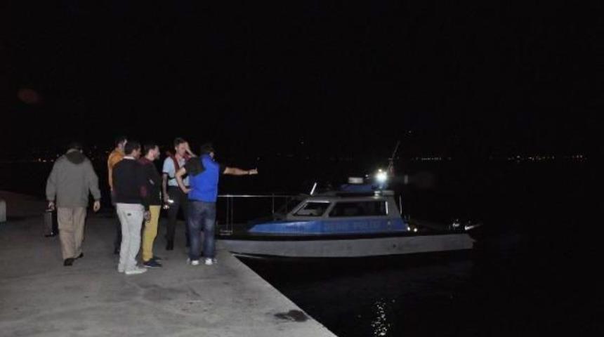 Tarabya Sahili'nde Denize Atlayan Kişi Kayboldu