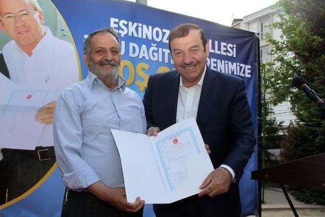 Esenyurt’ta 30 Yıllık Tapu Hasreti Sona Erdi