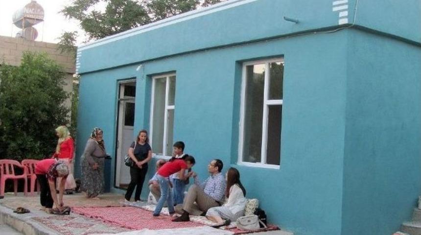 Kaymakam 5 &Ccedil;ocuk Annesi Dul Kadına Sahip &Ccedil;ıktı