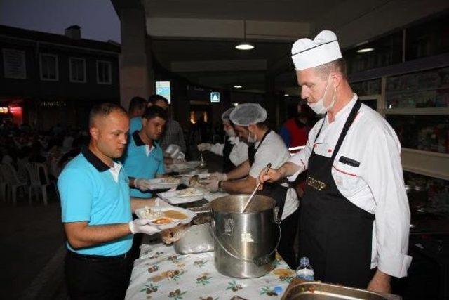 Bto'dan 10 Bin Kişilik Iftar