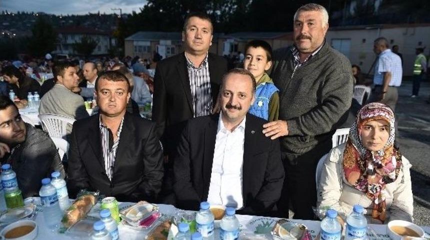 Akg&uuml;l&rsquo;&uuml;n İftar Mesaisi