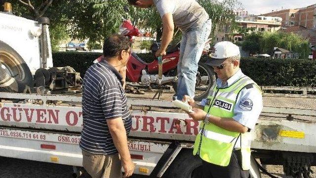 Salihli’de Trafik Ekipleri Göz Açtırmıyor