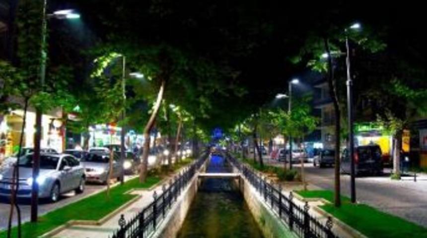 Kanalboyu Tek Y&ouml;nl&uuml; Trafiğe Kapatılıyor