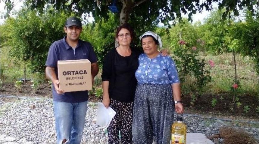 Ortaca&rsquo;da 1200 Ramazan Paketi İhtiya&ccedil; Sahiplerine Dağıtılıyor