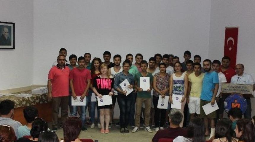 A&uuml; Manavgat Meslek Y&uuml;ksekokulu&rsquo;nda Aktif &Ouml;ğrencilere Sertifika