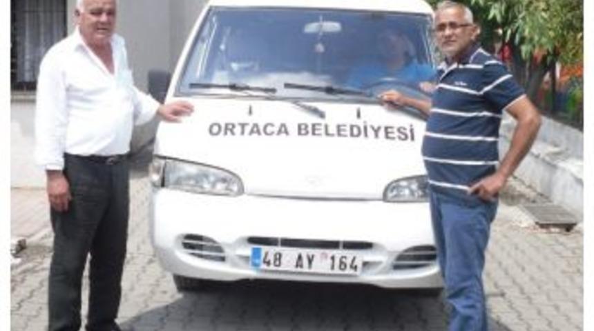 Ortacalı İş Adamından Belediyeye Ara&ccedil; Desteği