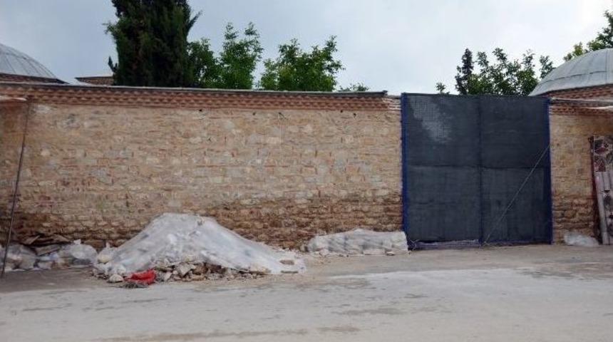 Yıkılan Duvar 435 Yıllık Değilmiş