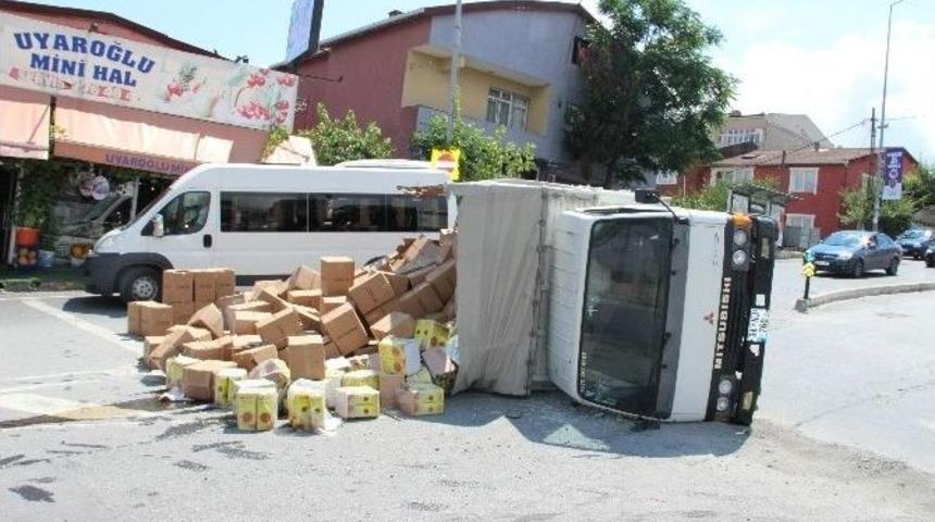 Kamyon Yan Yattı, Ramazan Kolileri Yola Sa&ccedil;ıldı