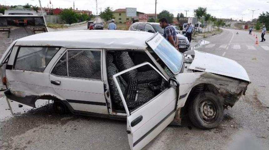Sorgun&rsquo;da Trafik Kazası: Beş Yaralı