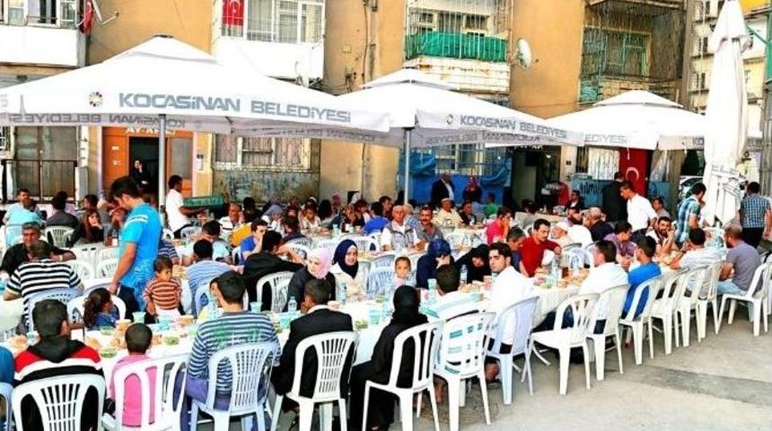 &Ccedil;olakbayrakdar&rsquo;dan Mahalle Sakinlerine İftar