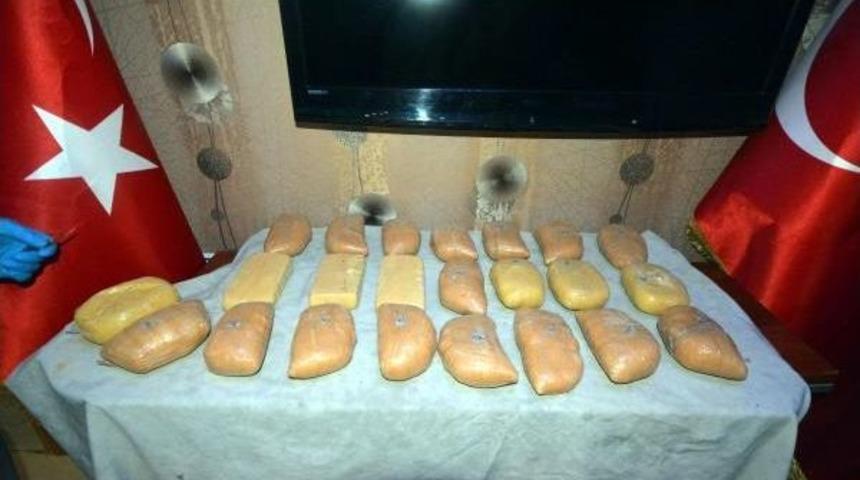 Mardin'de 11 Kilo Eroinle Yakalanan 3 Kişi Tutuklandı