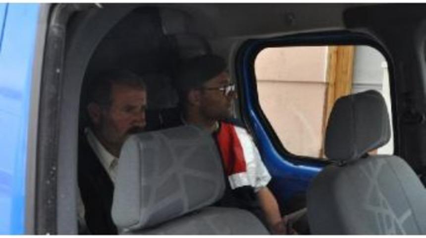 3 Kişiyi &Ouml;ld&uuml;rd&uuml;ğ&uuml; Iddiasıyla Teslim Olan Ş&uuml;pheli Tutuklandı