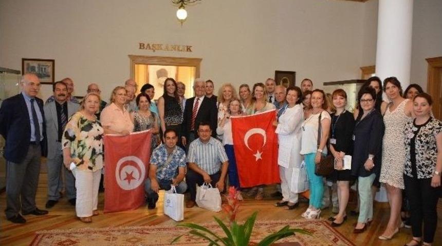 Tunus Heyeti&rsquo;nden Başkan G&uuml;r&uuml;n&rsquo;e Ziyaret