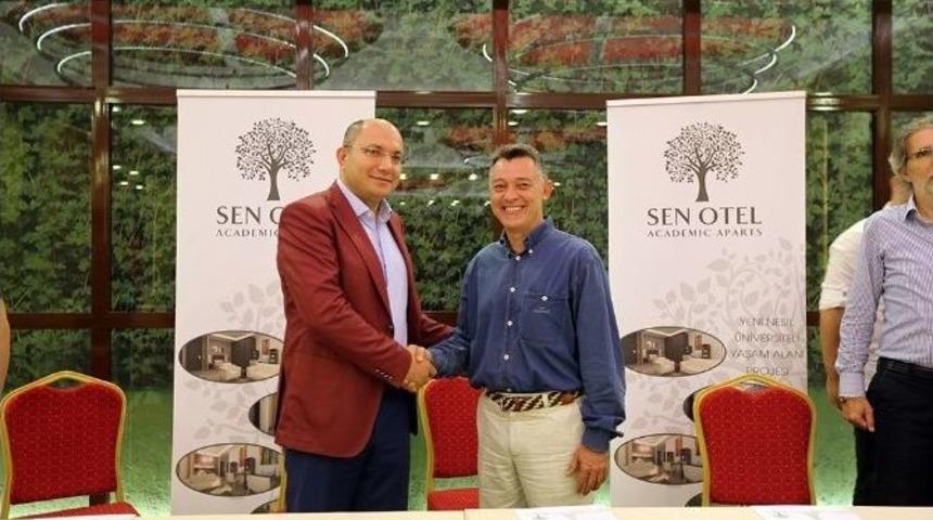 Tecr&uuml;beli Ko&ccedil; İmzayı Attı