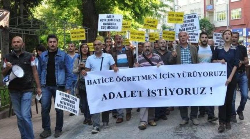 A&ccedil;ığa Alınan Hatice &Ouml;ğretmene Destek I&ccedil;in 'adalet Istiyoruz' Y&uuml;r&uuml;y&uuml;ş&uuml; Yapıldı