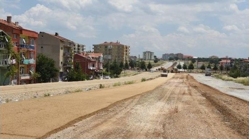 Uşak&rsquo;ın &Ccedil;evre Yolları Hızla Yapılıyor