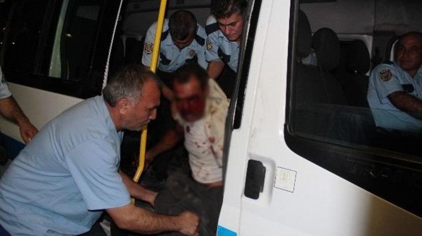 Aldatıldığını D&uuml;ş&uuml;nen Koca Eşini &Ouml;ld&uuml;rd&uuml;